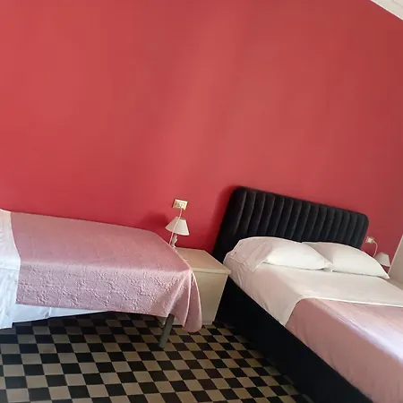 A 2 Passi Da Stesicoro